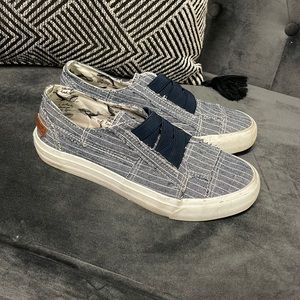 Blowfish Malibu womens Marley sneaker navy hammock stripe 7 M US